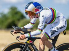 Tour de France, Evenepoel vince la cronometro della 16a tappa, Pogacar resta in maglia gialla