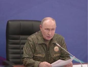 Ucraina, Putin vuole tutto il Donbass: “Russia ha compiuto passo decisivo”