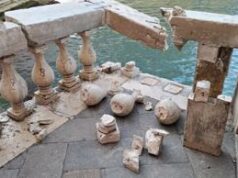 Venezia, via al restauro finale balaustra Ponte di Rialto: fu danneggiata da barcone rubato