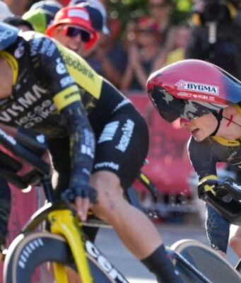 Tour de France: il Team Visma | Lease a Bike di Vingegaard strappa la cronosquadre di Barcellona alla Netcompany di Ganna, la Red Bull-Bora-Hansgrohe di Cattaneo sfiora il podio Tour de France