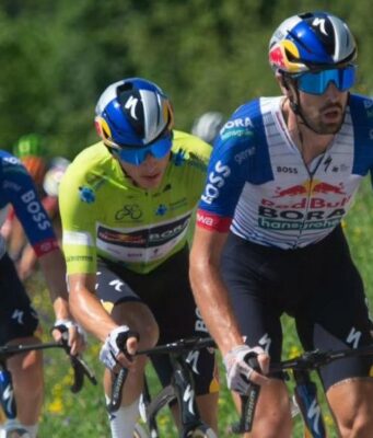 Tadej Pogacar e Jonas Vingegaard si affrontano per la vittoria del Tour de France, Mattia Cattaneo a sostegno di Remco Evenepoel Giro di Slovenia