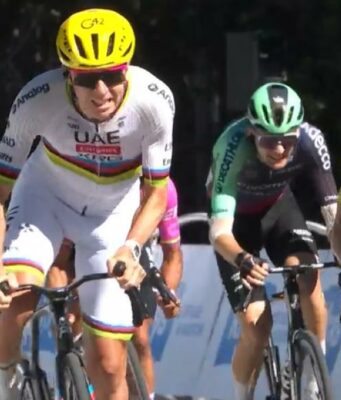 Tour de France, Tadej Pogacar vince la terza tappa e si prende la maglia gialla Tour de France