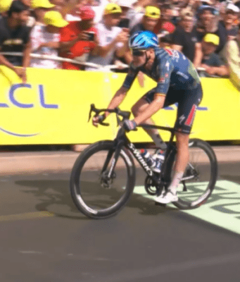Tour de France: Tim Merlier vince la settima tappa; Tadej Pogacar rimane in maglia gialla Tour de France