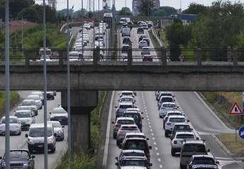 Bollo auto, Ue valuterà esenzione: “Fondi Pnrr basati sui risultati”