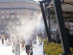 Caldo feroce sull’Italia, oggi 23 bollini rossi. E lunedì salgono a 25