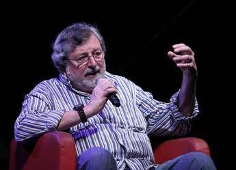 Da ‘L’avvelenata’ a ‘La locomotiva’, le dieci canzoni con cui Guccini ha raccontato l’Italia