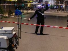 Donna uccisa, fatta a pezzi e messa in una valigia: arrestato 26enne ad Atene