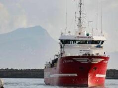 Life Support di Emergency salva 50 migranti: “Su barcone anche sette morti”