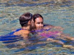 Pier Silvio Berlusconi si gode le vacanze in Corsica con Silvia Toffanin e i figli