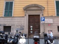 Scuola, i sindacati: “Oltre 200mila supplenti, manca più della metà dei prof di sostegno”