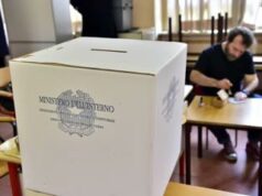 Sondaggio politico, Fratelli d’Italia stabile e Pd cala. Vannacci sale ancora