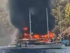 Turchia, incendio a bordo di una nave turistica: oltre cento passeggeri evacuati