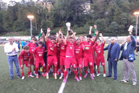 San Pellegrino Terme, l’AlbinoLeffe U17 vince la Coppa Calligaris. Battuta l’Atalanta Coppa Calligaris