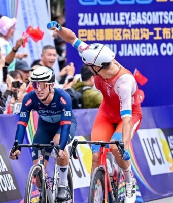 Davide Persico sfiora il successo nella seconda tappa della China Xizang Trans-Himalaya China Xizang Trans-Himalaya