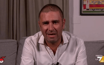 Alessandro Di Battista, parla il neurochirurgo: “La complessità oltre lo stigma, per tumori cervello più di 100 forme e percorsi diversi”
