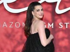 Anne Hathaway torna con ‘Verity’: “Oggi si può scegliere la propria verità, è inquietante”