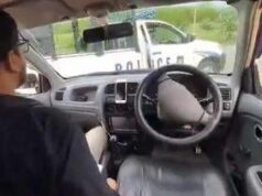 Auto a guida autonoma impazzisce e centra la polizia: “È stato un guasto tecnico”