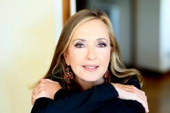 Barbara Palombelli: “Porto a Forum un umanoide. A Mediaset libertà pazzesca, a Rai3 Moratti mi cacciò”