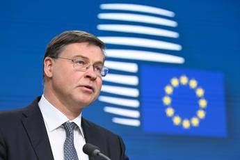 Bollo auto, Dombrovskis: “C’è margine nella gestione dei fondi europei”