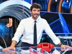De Martino torna con Affari Tuoi, le novità: dallo studio ‘versatile’ a Tommasino