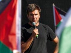 Di Battista, terza notte al Policlinico Gemelli: nessun aggiornamento sulla salute dell’ex 5S