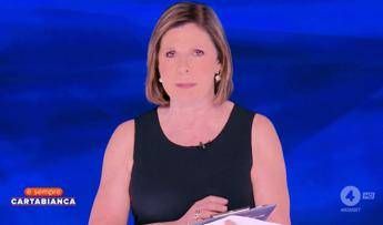 E’ sempre Cartabianca, spot a raffica e trasmissione in ritardo