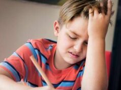 Emicrania, un bambino su 10 ne soffre con effetti sul rendimento: “Farmaci ci sono ma solo per adulti”