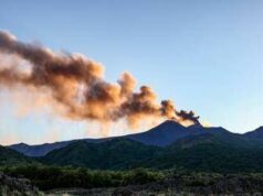 Eruzione Etna, voli sospesi fino alle 14.30 all’aeroporto di Catania