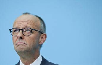 Germania, Merz: “Governo resta per garantire futuro democratico, voto va oltre la mia persona”