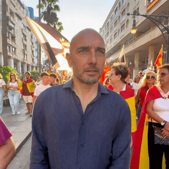 Il leghista Morelli ‘reporter’ da Ceuta: “Abitanti per ora protetti dagli agenti, ma temono per quando resteranno soli…”