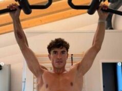 Marquez e la foto choc: il pilota mostra la spalla ‘deformata’