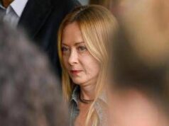 Meloni: “In Cdm a breve norma con numero massimo studenti stranieri in classe e divieto burqa”