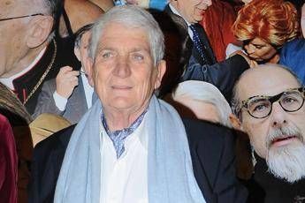 Morto il fotografo Umberto Pizzi: ha immortalato per decenni i vizi mondani della politica