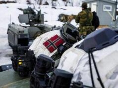 Norvegia, armi e artiglieria al confine con la Russia. Mosca minaccia “ulteriori misure”