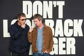 Oasis in concerto a Roma, parte la corsa ai biglietti: oggi arriva il codice univoco, cosa c’è da sapere