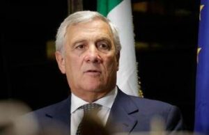 Russia e guerra ibrida, Tajani: “Italia non è al riparo dalle minacce”. L’allarme sulle elezioni: “Rischio condizionamenti”
