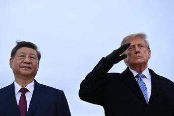 Trump accoglie Xi in Usa, tutto pronto per il vertice: dazi, AI, e Iran sul tavolo