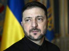 Ucraina, Trump e il Cremlino contro Zelensky: “Impossibile trattare con lui”