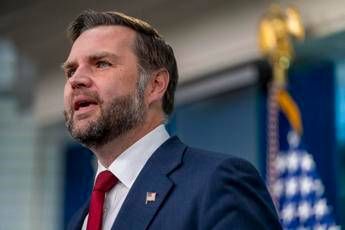 Usa-Iran, Vance: “Non la chiamerei guerra, non ci sono scontri a fuoco”