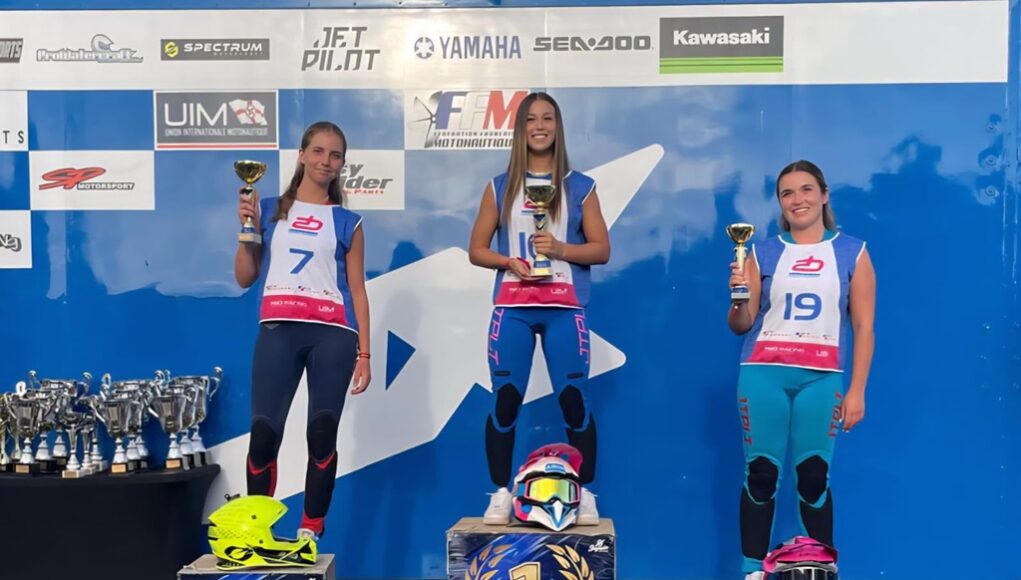 aurora filiberti Moto d'acqua
