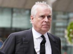 Caso Epstein, la polizia ammette: “Perquisizioni illegittime a casa dell’ex principe Andrea”