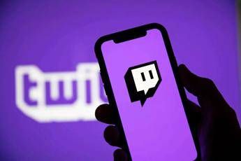 Manuel Otto muore in diretta Twitch, l’influencer aveva 30 anni