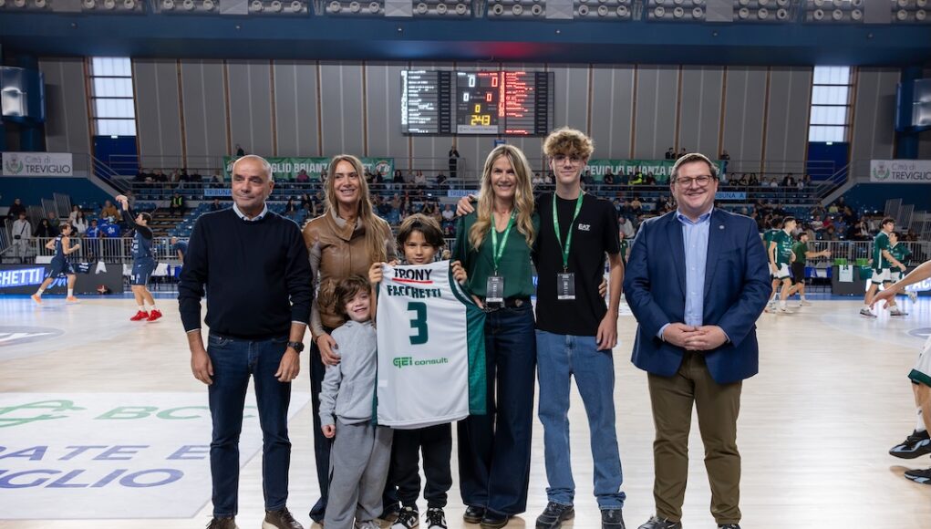 BASKET - GARA 4 - TREVIGLIO VS CAPO d'ORLANDO Canotta n. 3