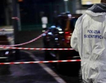 Roma, bomba carta esplode in cortile condominio a San Basilio: nessun ferito