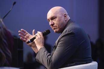Ucraina, Crosetto annuncia: “Entro fine anno nuovo pacchetto di aiuti a Kiev”