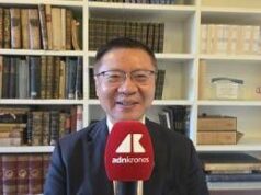 Zhang Weiwei sorride e affonda l’Europa: “Leadership debole, dipendenza dagli Usa e paura irrazionale della Russia”