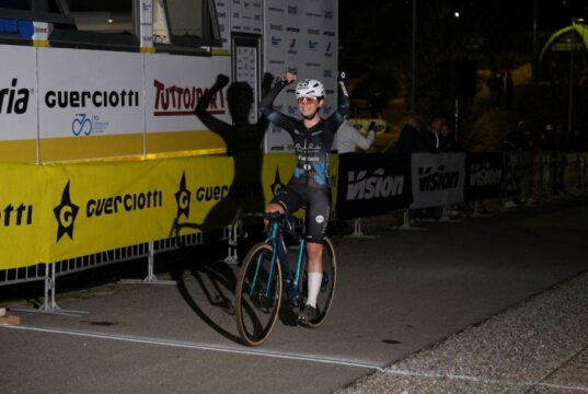 Gran Premio Mamma e Papà Guerciotti: Francesco Dell’Olio e Matilde Carretta vincono le gare juniores Gran Premio Mamma e Papà Guerciotti
